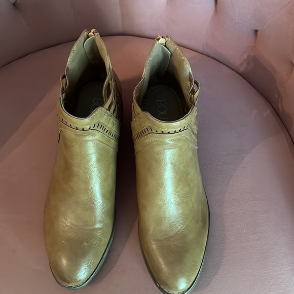 Booties - Picture 4 of 7